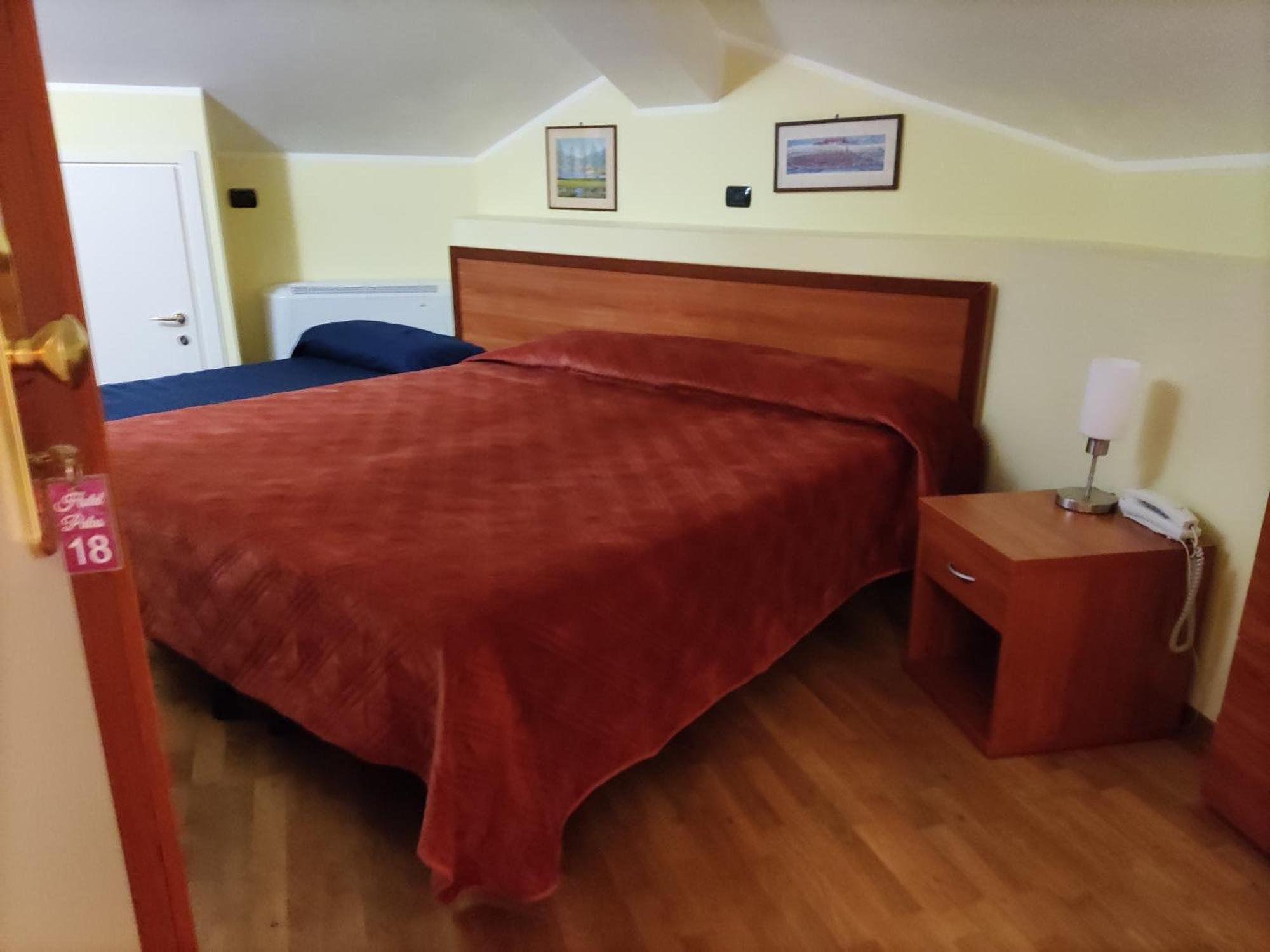 Massi Hotel Bruzolo Esterno foto